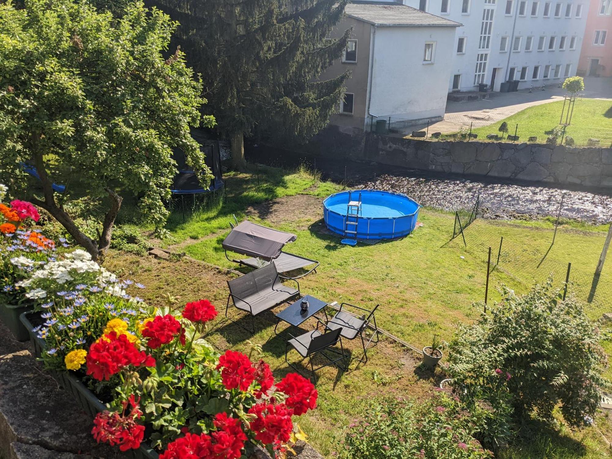 Famzi - Urlaubsmagie - Familienwohnung Mit Gemeinschaftsgarten, -Sauna & -Pool 赛博尼茨 外观 照片