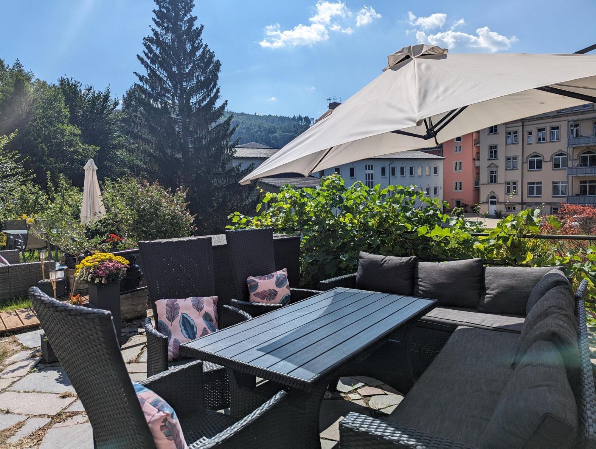 Famzi - Urlaubsmagie - Familienwohnung Mit Gemeinschaftsgarten, -Sauna & -Pool 赛博尼茨 外观 照片