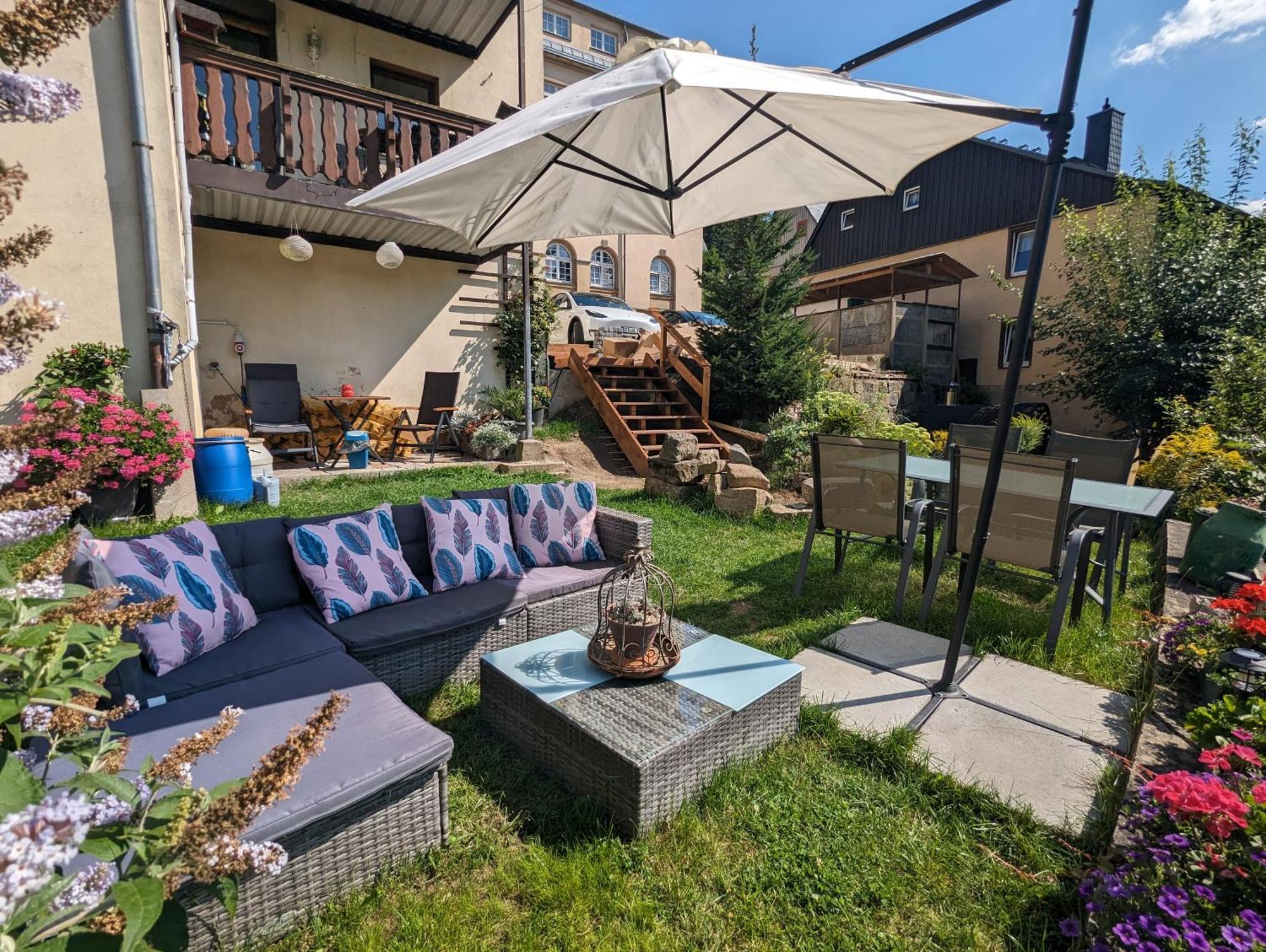 Famzi - Urlaubsmagie - Familienwohnung Mit Gemeinschaftsgarten, -Sauna & -Pool 赛博尼茨 外观 照片