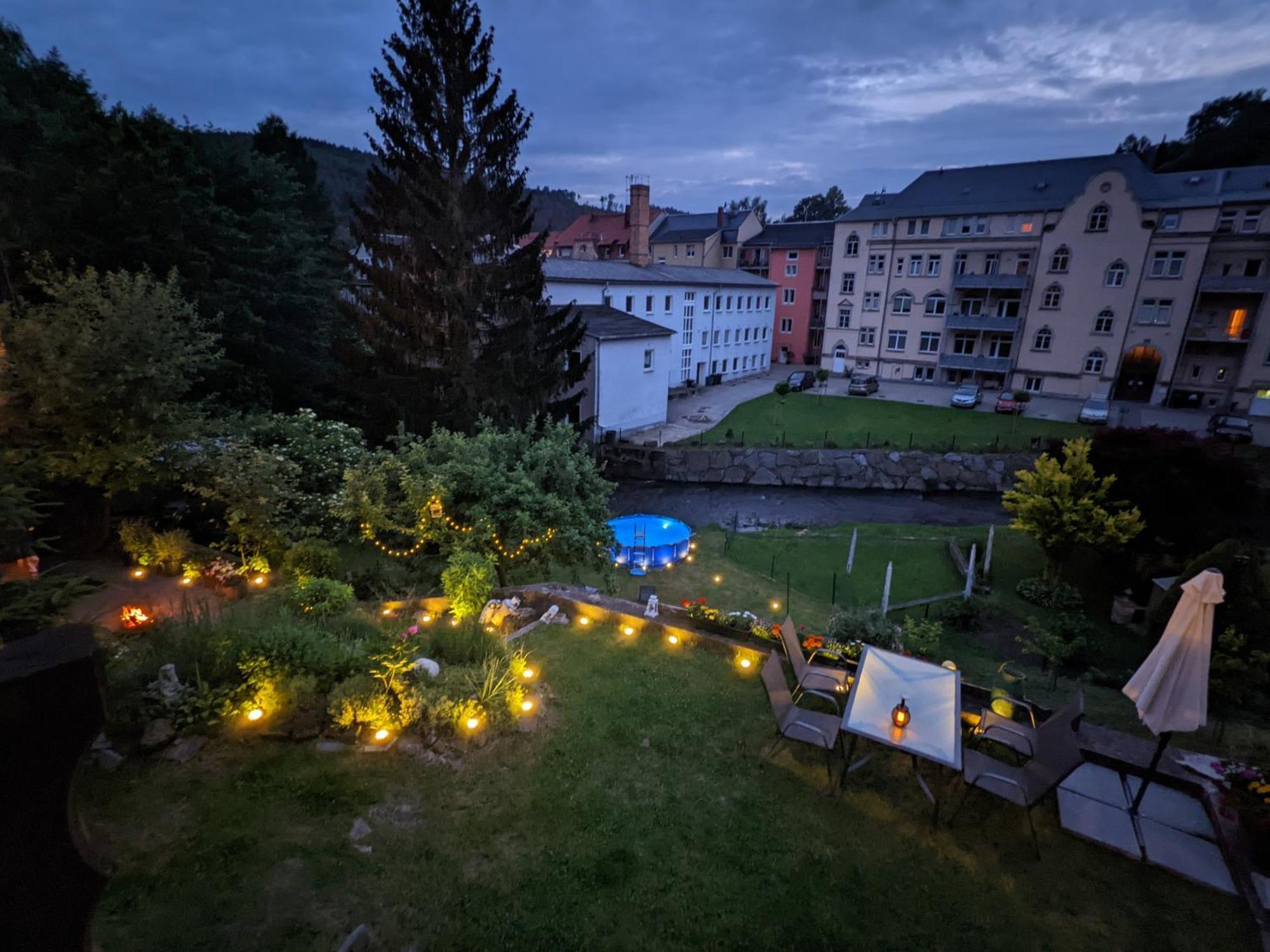 Famzi - Urlaubsmagie - Familienwohnung Mit Gemeinschaftsgarten, -Sauna & -Pool 赛博尼茨 外观 照片