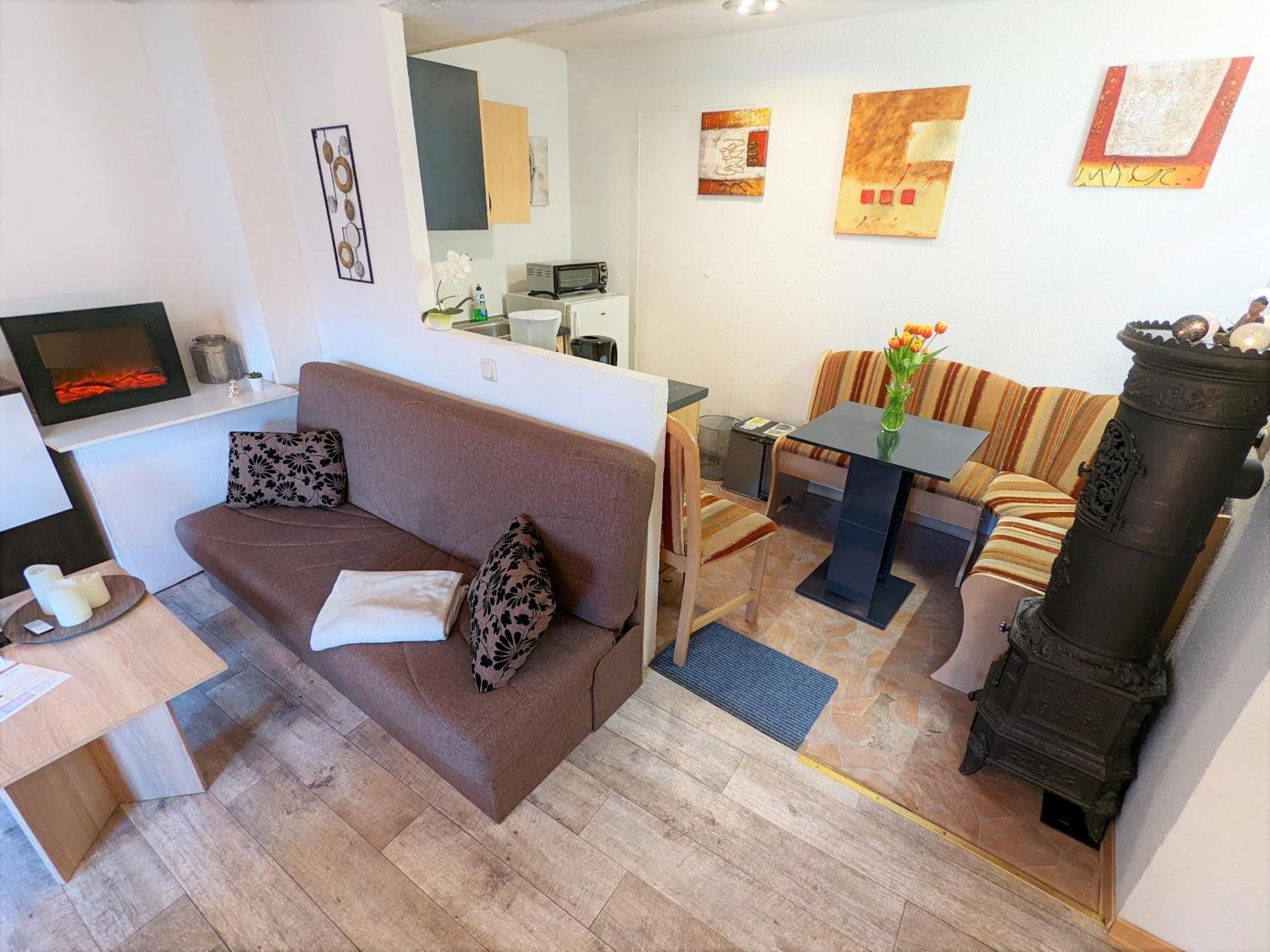 Famzi - Urlaubsmagie - Familienwohnung Mit Gemeinschaftsgarten, -Sauna & -Pool 赛博尼茨 外观 照片