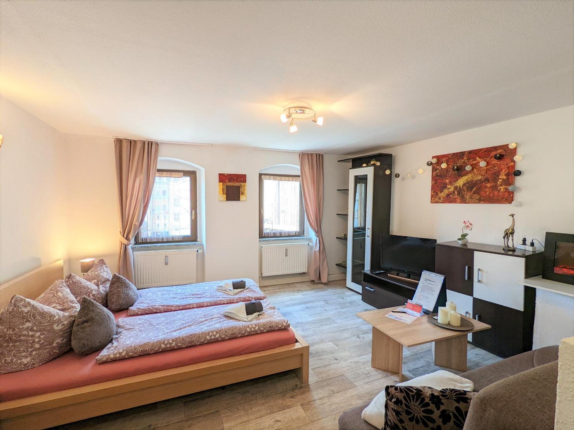 Famzi - Urlaubsmagie - Familienwohnung Mit Gemeinschaftsgarten, -Sauna & -Pool 赛博尼茨 外观 照片