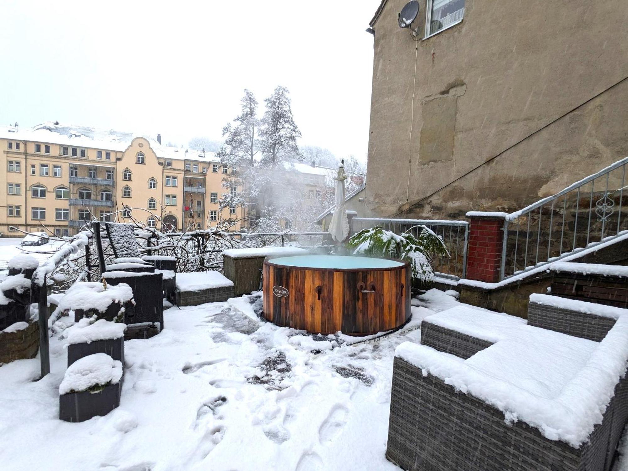 Famzi - Urlaubsmagie - Familienwohnung Mit Gemeinschaftsgarten, -Sauna & -Pool 赛博尼茨 外观 照片